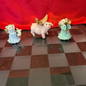 Little piglets angels and flying pig super kool Knick knacks for sale